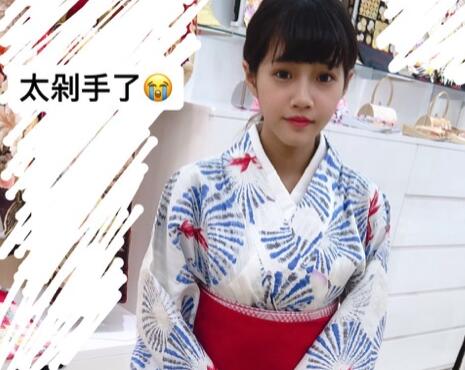 台南-中華醫事大學-黃O欣-有美乳的妹子