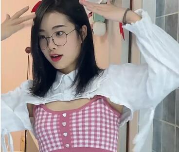 发错朋友圈的裸舞视频被朋友转发后悔不已