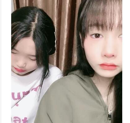 纯欲系天花板美少女！和大奶闺蜜一起秀！情趣装黑丝，假屌互插猛捅，自摸小穴翘起屁股爆菊