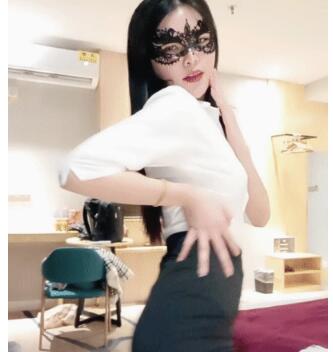 OL风御姐酒店自慰！衬衣包臀裙热舞！脱下内裤扭动屁股，假屌抽插骚穴，骑乘位深插