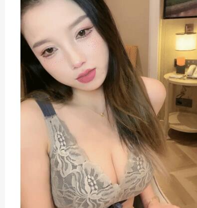 极品尤物新人美女！丰乳肥臀肉感！酒店炮友激情操逼，抓起屌展示口活，骑乘位猛操多毛