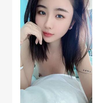 推特网红Evelyn等福利姬2月最新作品，甜美可爱萝莉 身材一级棒 非常好干净的白虎粉穴 看上去非常好可口，各种SM虐待及啪啪