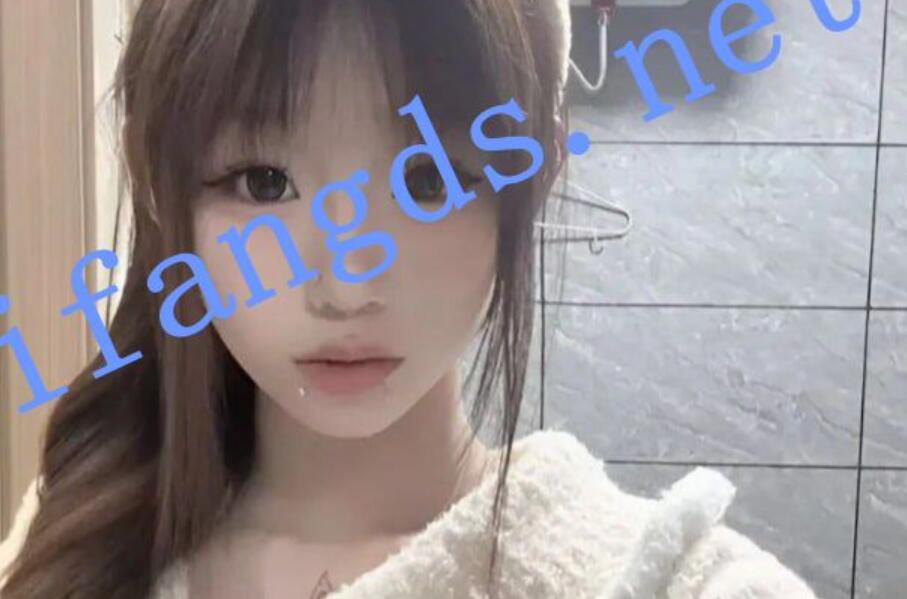 ✅抖音 小姜姜 气质精神小妹 露点 自慰 掰开B特写