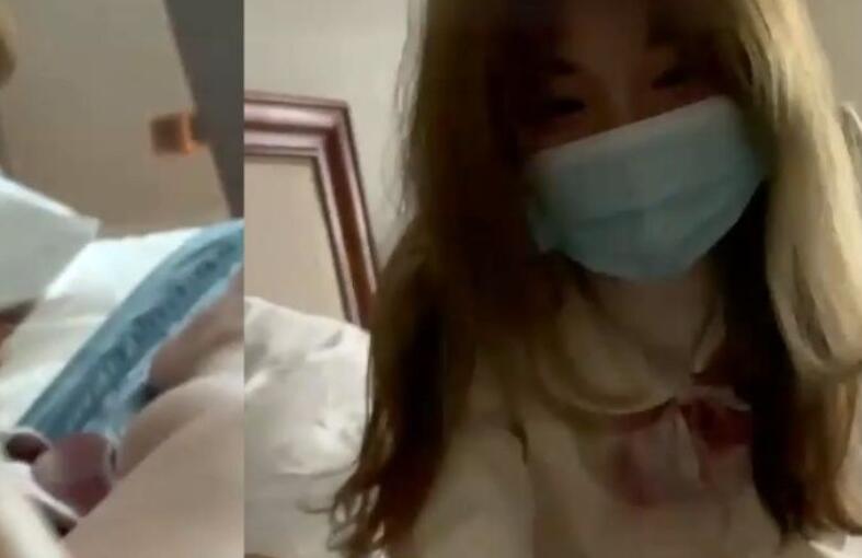【印象足拍】大一乖巧JK妹妹足交手撸射了一脚 还有个妹子