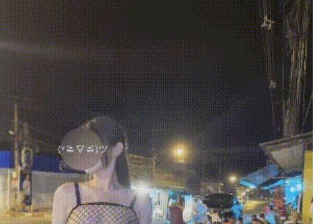 7月新品，顶级九头身御姐【RenXing】超级大胆爱露出的反差婊