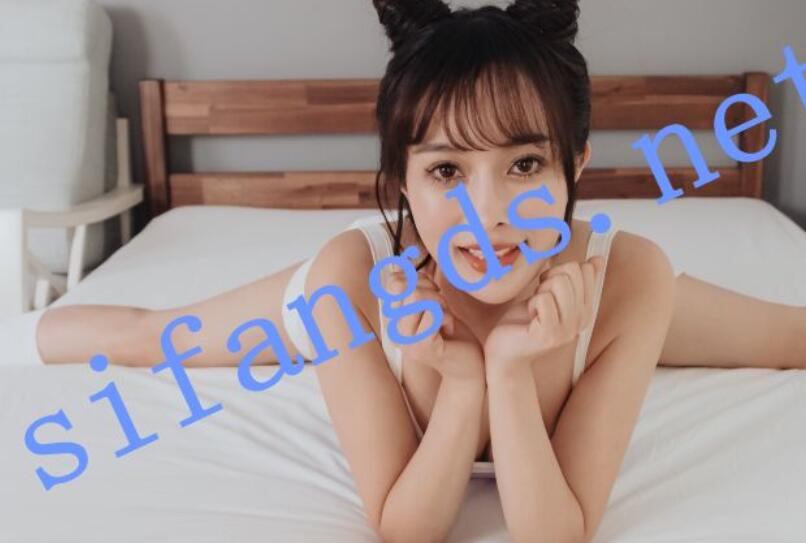 天使映画AN9-018可爱啦啦队员私下的xing爱-优娜