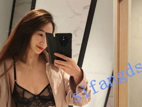❤️年度最骚反差人妻婊,表情骚气