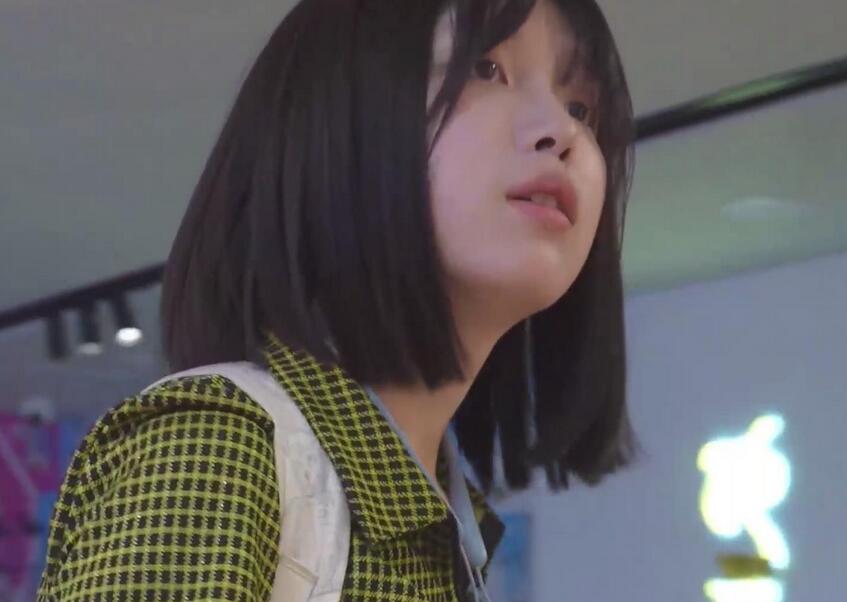 (BC-AA-486)小学妹穿长T恤直接内裤逛街..粉内弯腰前后CD