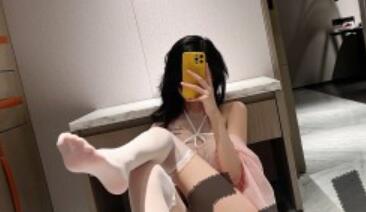 百万粉模特@葛征 微密圈视图40套合集[956P+25V/7.13G]