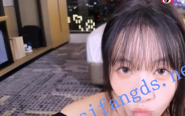 ⭐ 台湾网黄【苏畅】出差入住旅馆 偷干爽到腿软