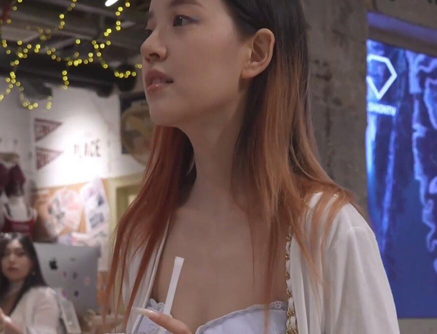 (BC-AA-501)服装店CD低胸裙美女..性感蕾丝酒红内裹肉臀