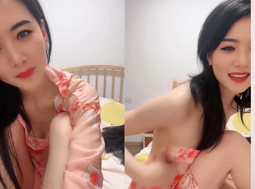 最美人妻轻少妇色火精灵女神，高跟黑丝连体网袜美腿，30多岁女人韵味足 明星级颜值 18岁的身材，难得啪啪！声音超好听