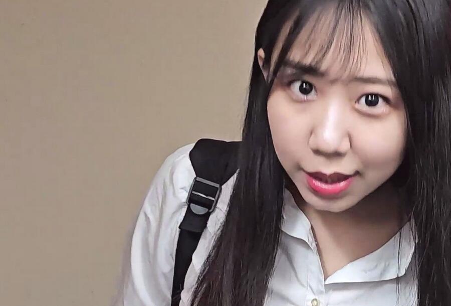【日产精选】066多次蹲点抄底jk学妹。开闪大量露毛+换衣