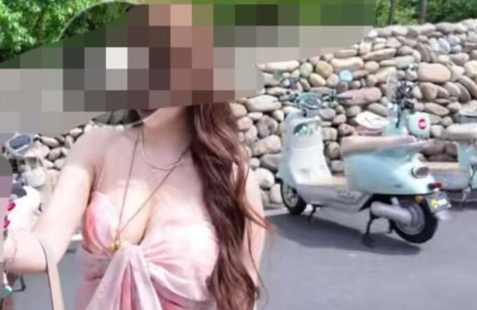 ⭐【超重磅】重庆绿帽人妻【023伊人】2号奸夫一起旅游十多炮