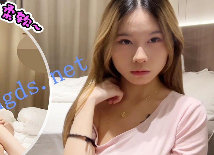 史莱姆5-今天花3000约了一个还在上学兼职的苗条妹子